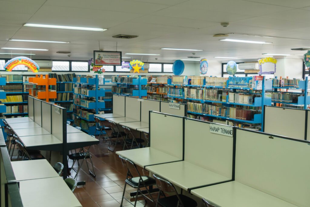 E Library Regina Pacis Jakarta